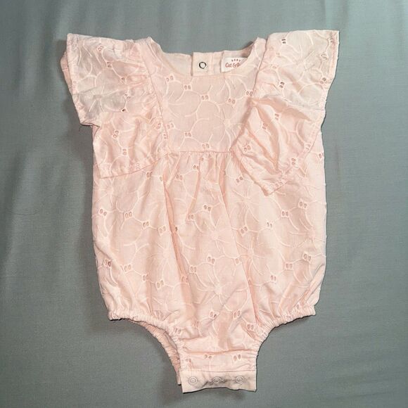 Cat & Jack Other - Cat & Jack Babygirl Size 0-3m Romper